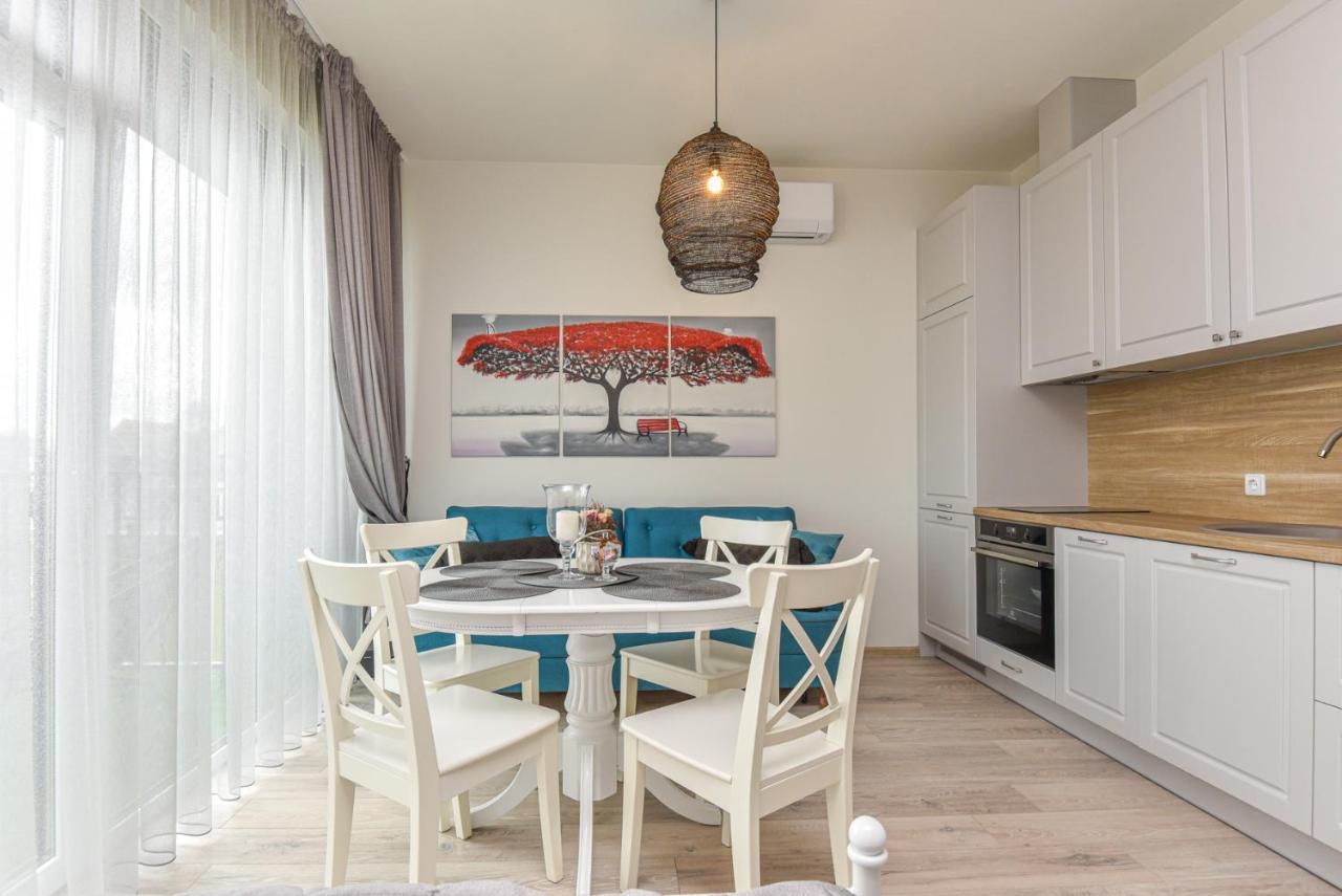 Apartamentai Melyna Jura 帕兰加 外观 照片