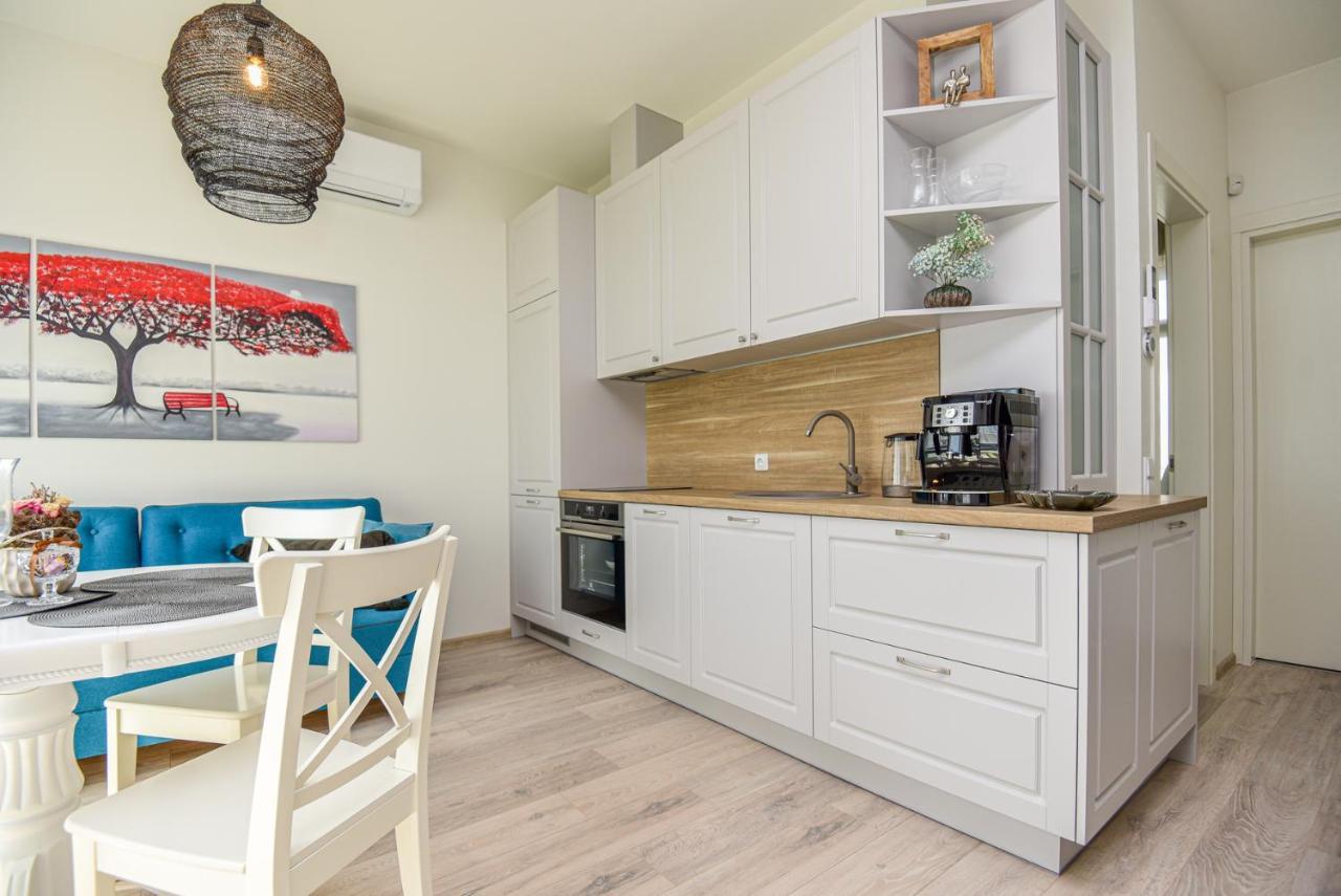 Apartamentai Melyna Jura 帕兰加 外观 照片